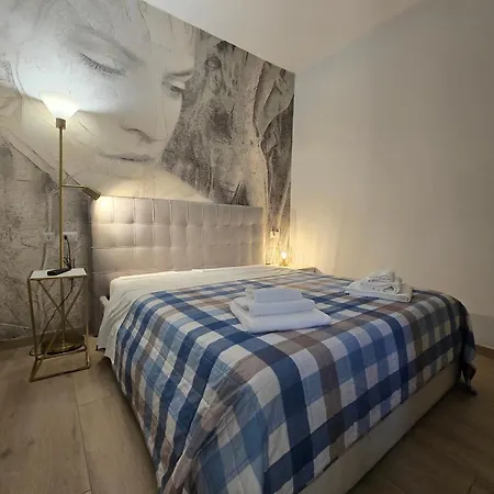 Bilocale Romantico Via Oriani