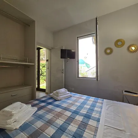 Apartament Bilocale Romantico Via Oriani